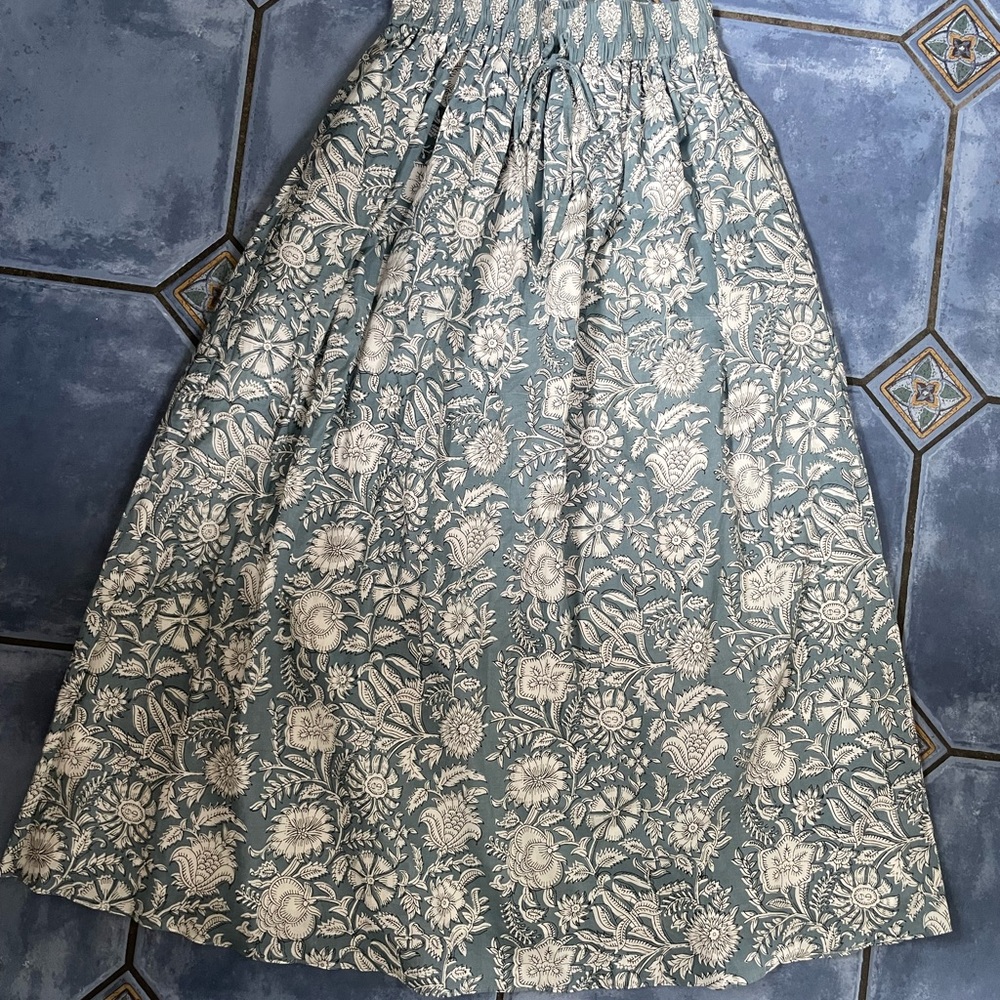 Marea women’s floral long skirt / with pockets